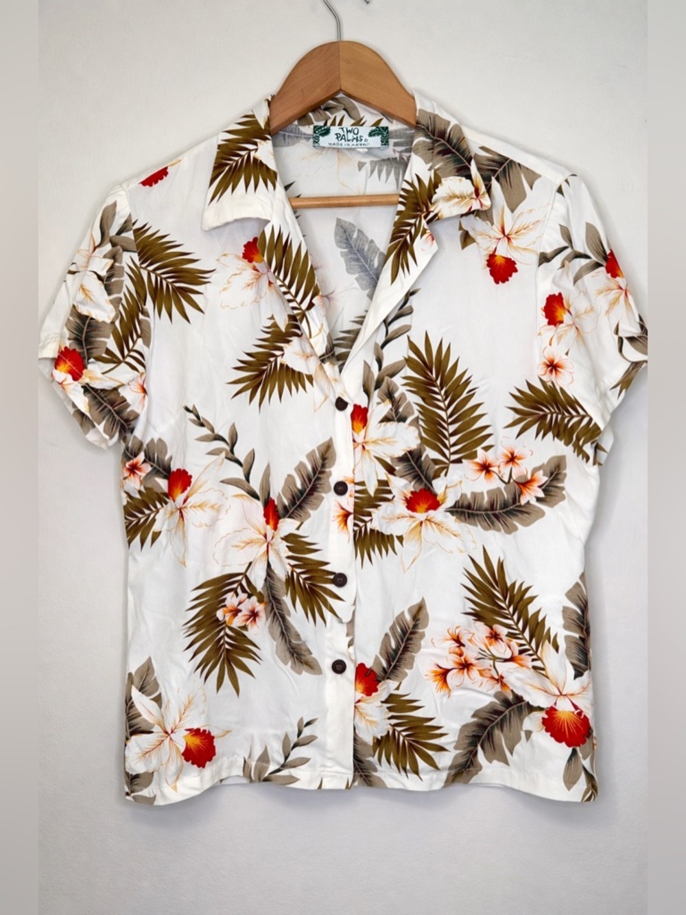 Two Palms Hawaii Rayon Aloha Shirt Made in Hawaii Tropical Floral Button Up M